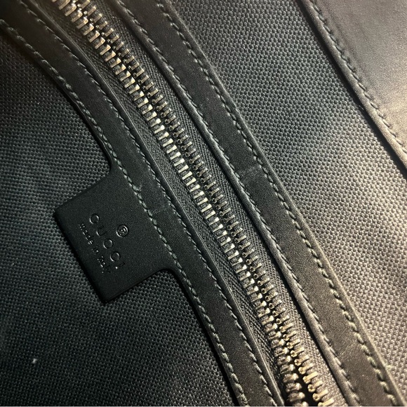 Gucci Gg Supreme Messenger Bag
